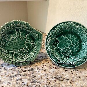 2 Two's Company Green Celadon Majolica-style grape leaves plates